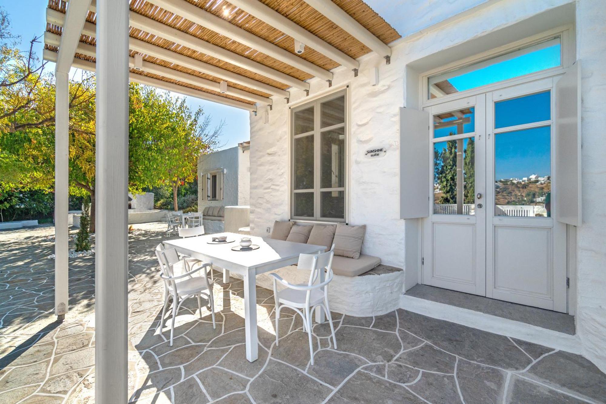 Rabagas Suites Luxury - In The Heart Of Sifnos Аполония Екстериор снимка