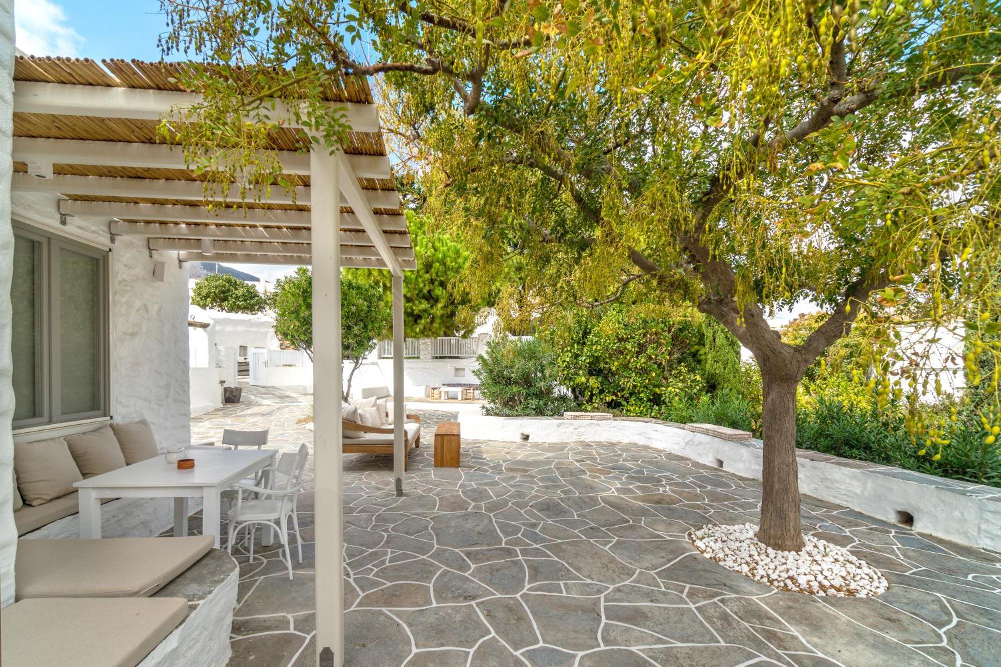 Rabagas Suites Luxury - In The Heart Of Sifnos Аполония Екстериор снимка