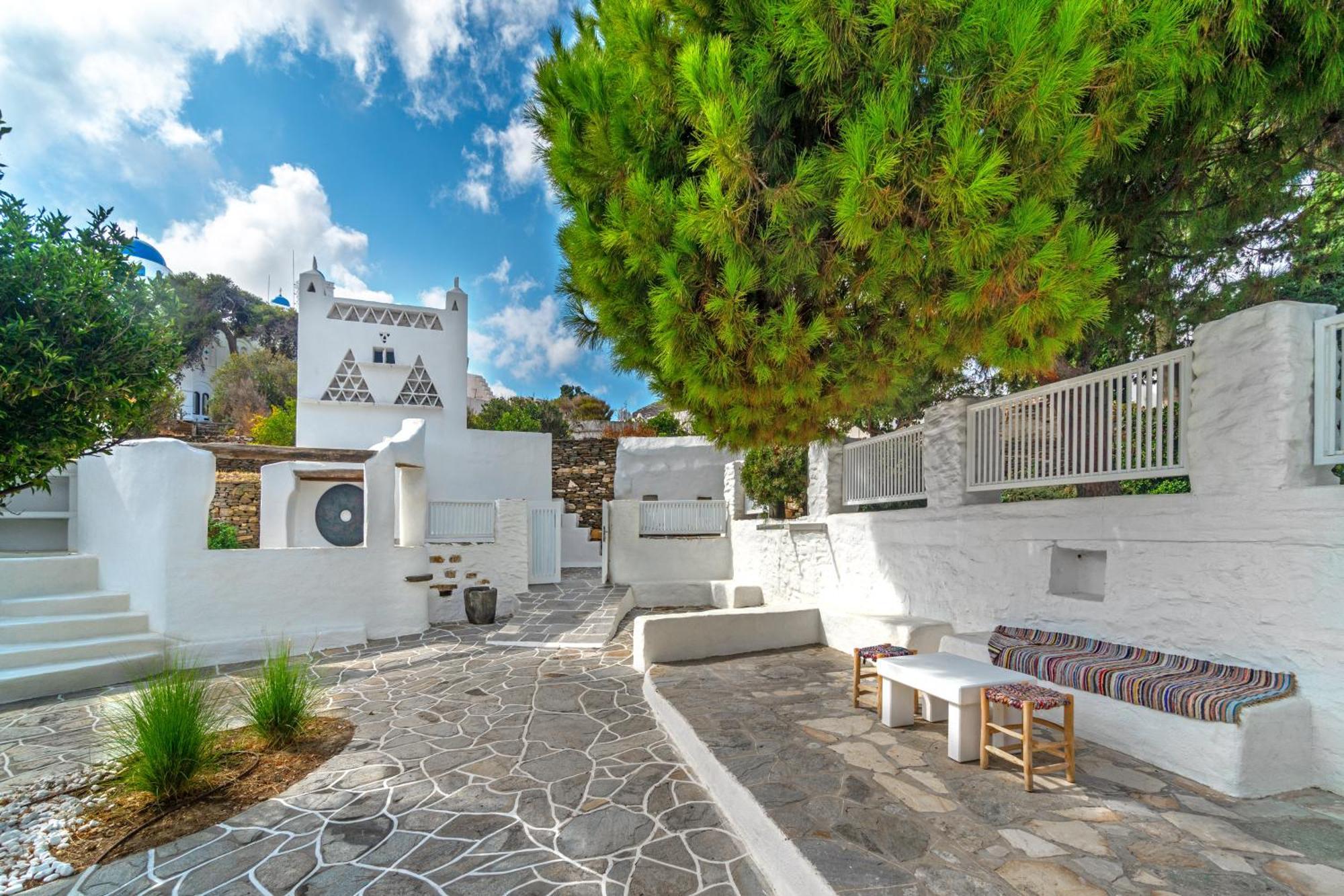 Rabagas Suites Luxury - In The Heart Of Sifnos Аполония Екстериор снимка